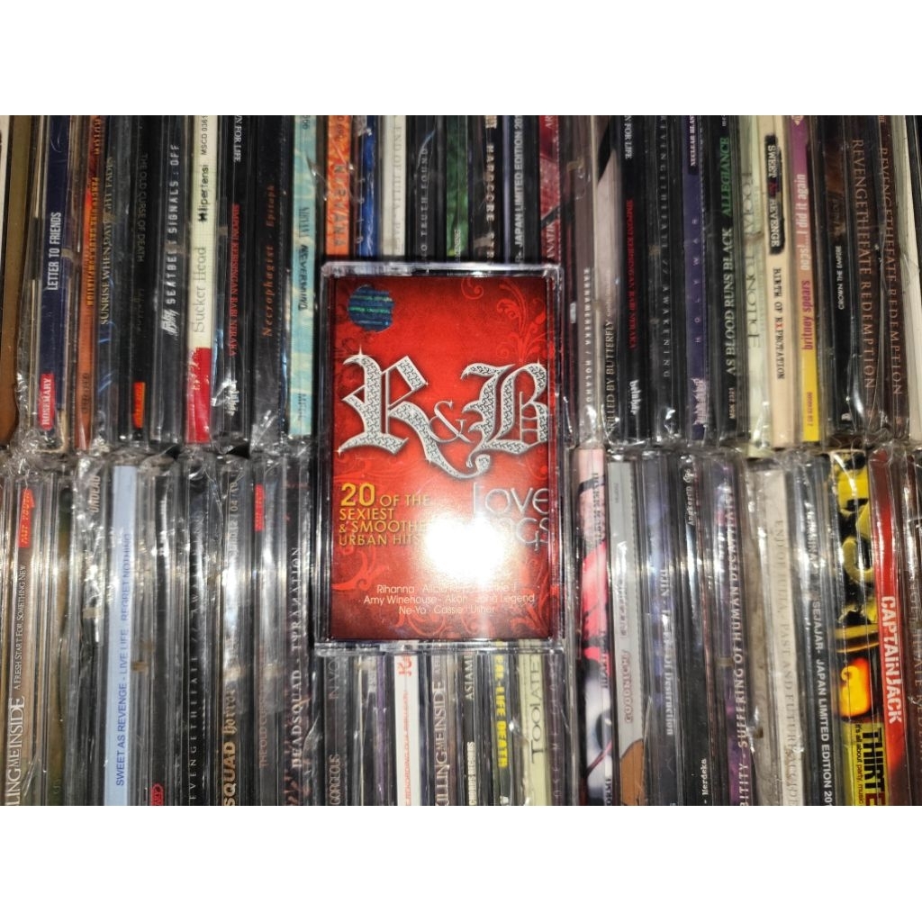 Kaset R&B Love Songs - Rihanna, Alicia Keys, Amy Winehouse, Akon, Cassie, Usher
