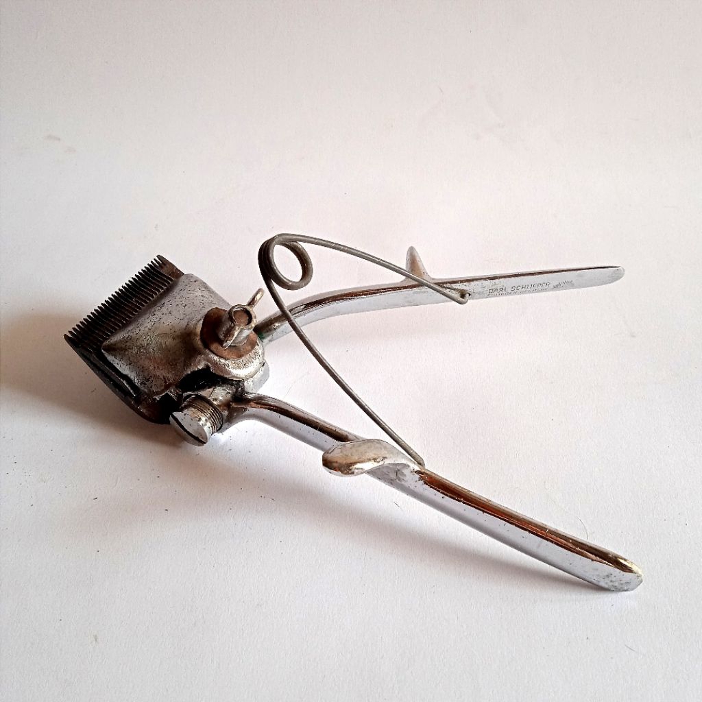 Antik Vintage Alat Cukur Rambut Gunting Rambut Kodok Merk Carl Schlieper Solingen Germany Fungsi Taj