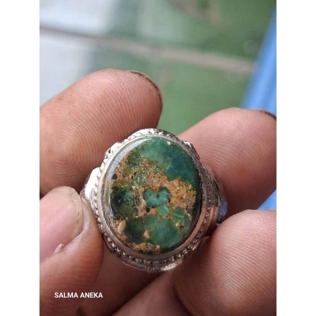 BATU PIRUS HIJAU IJO KEDONDONG