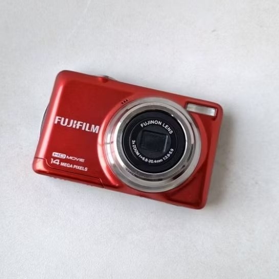 Fujifilm finepix JV500