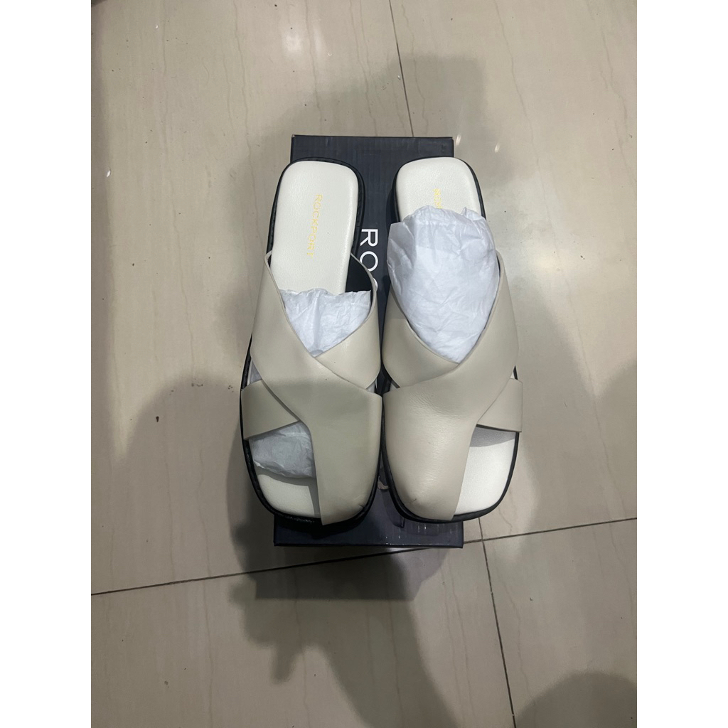 Sandal Rockport Off White 100% Original