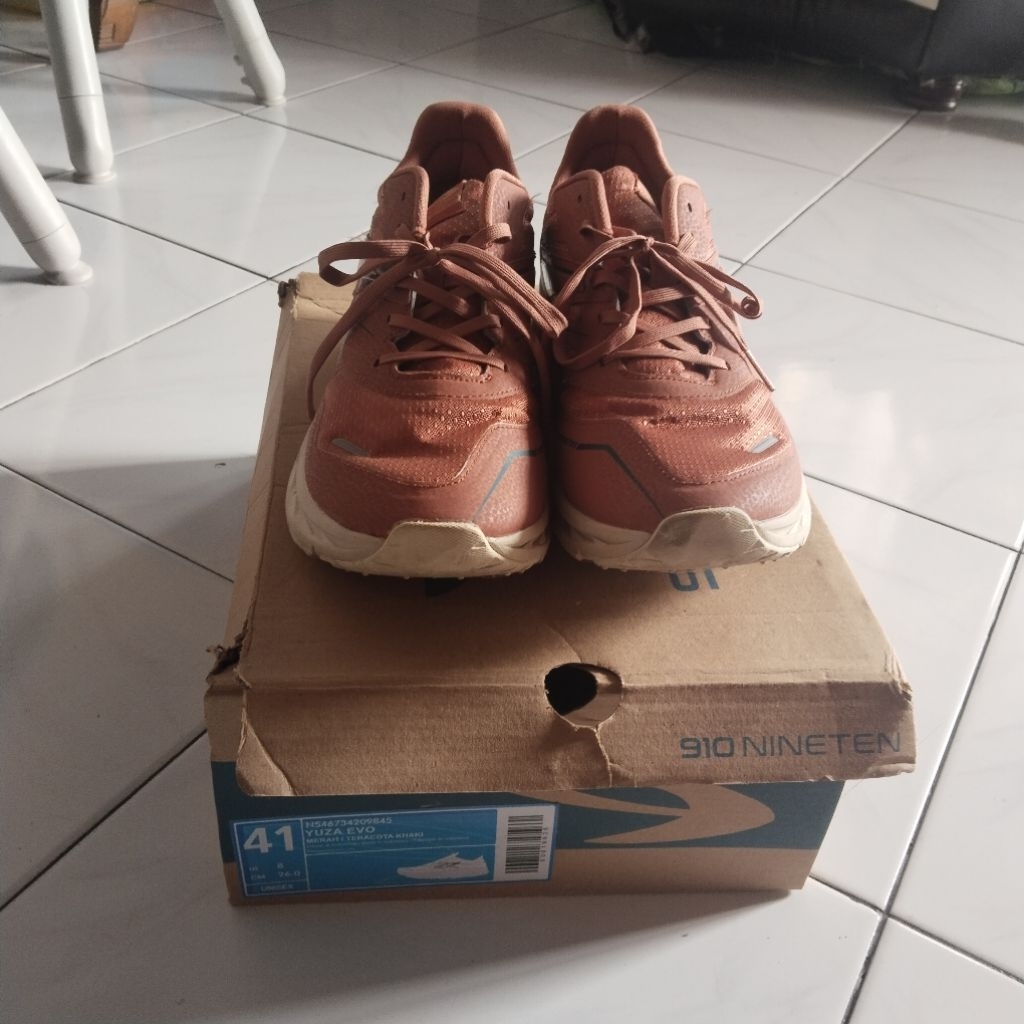 Sepatu trail running 910 Nineten Yuza Evo Original Sepatu Hiking Sport Outdoor second preloved