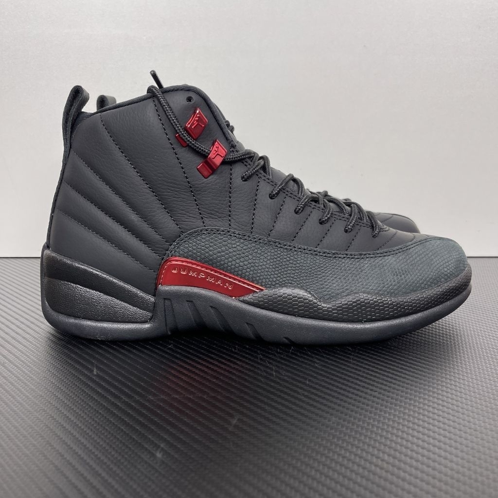 Air Jordan 12 Retro Bloodline Kickwho