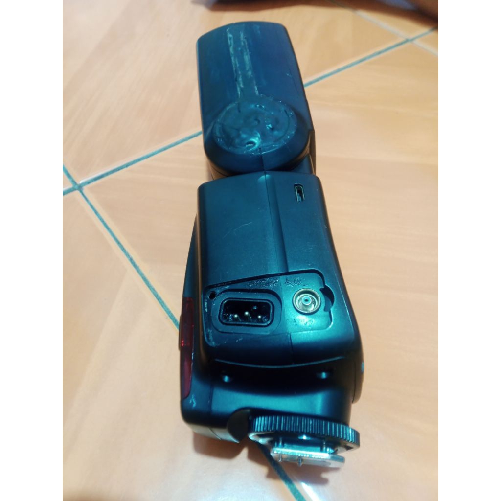 Flash eksternal yn 560iii