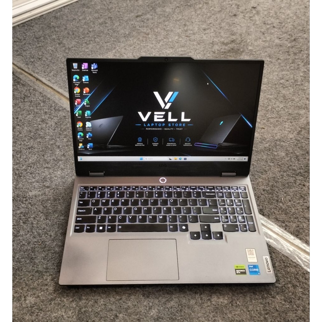 Lenovo loq 15 IAX9 i5-12450HX ram 12/SSD 512 GB RTX 3050 6GB/2050 4GB