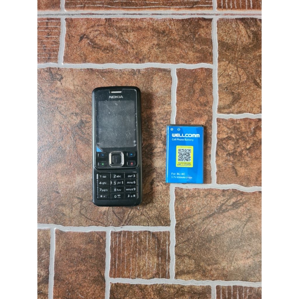HP Nokia 6300 Desain Klasik Tahan Lama.