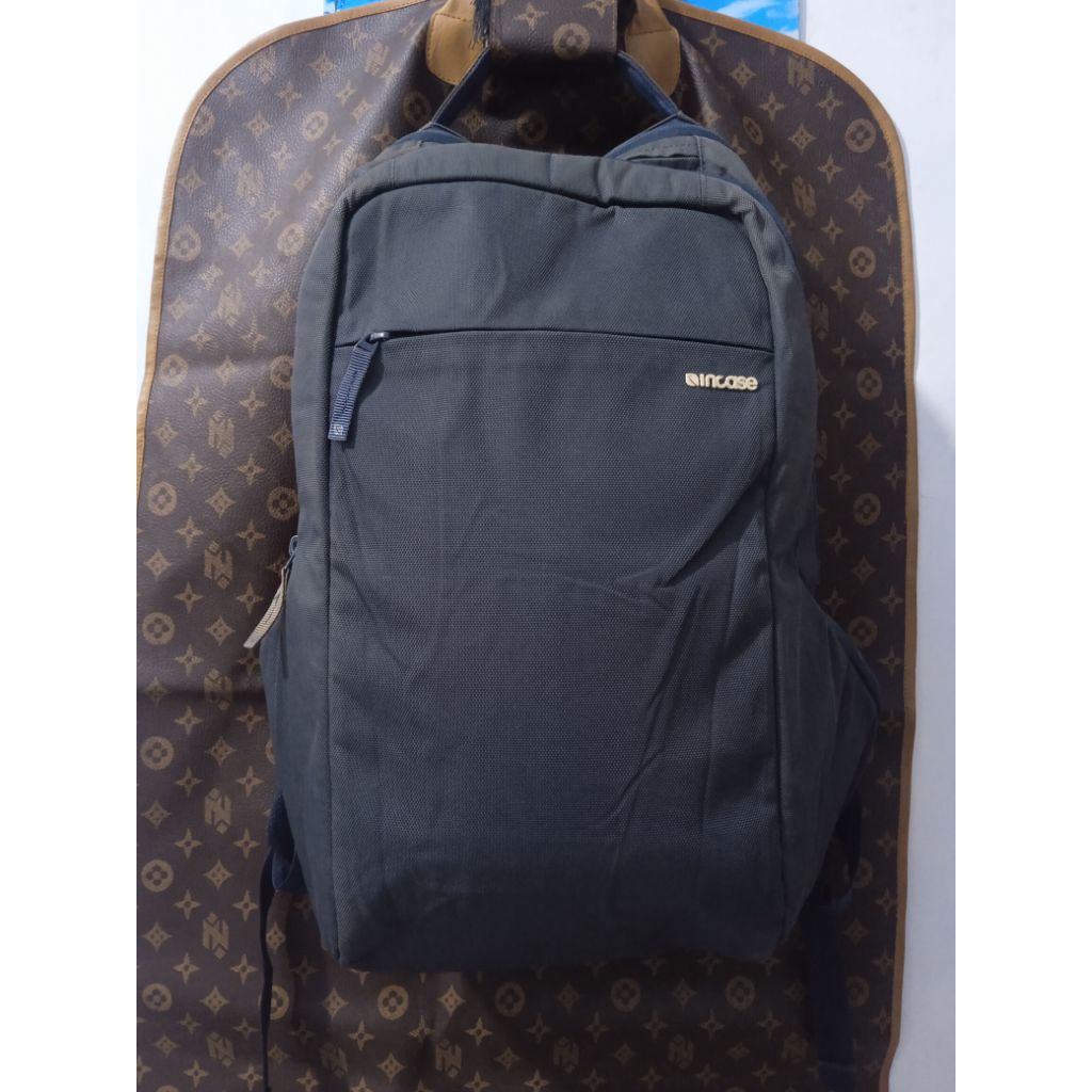 Ransel incase