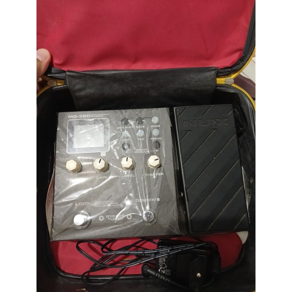 efek gitar nux - nux mg 300 - nux