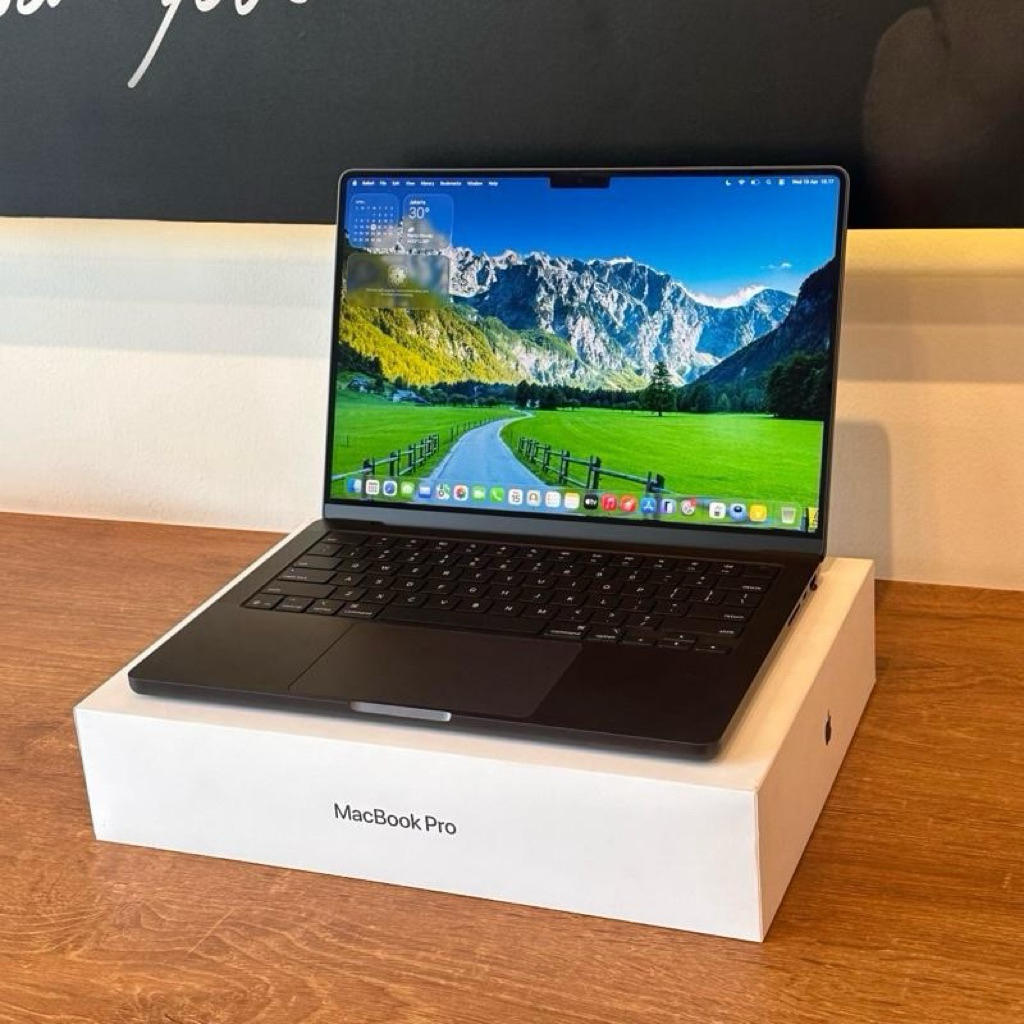 MacBook Pro M5 2025 14 inch | RAM 24 GB | SSD 1 TB | Second