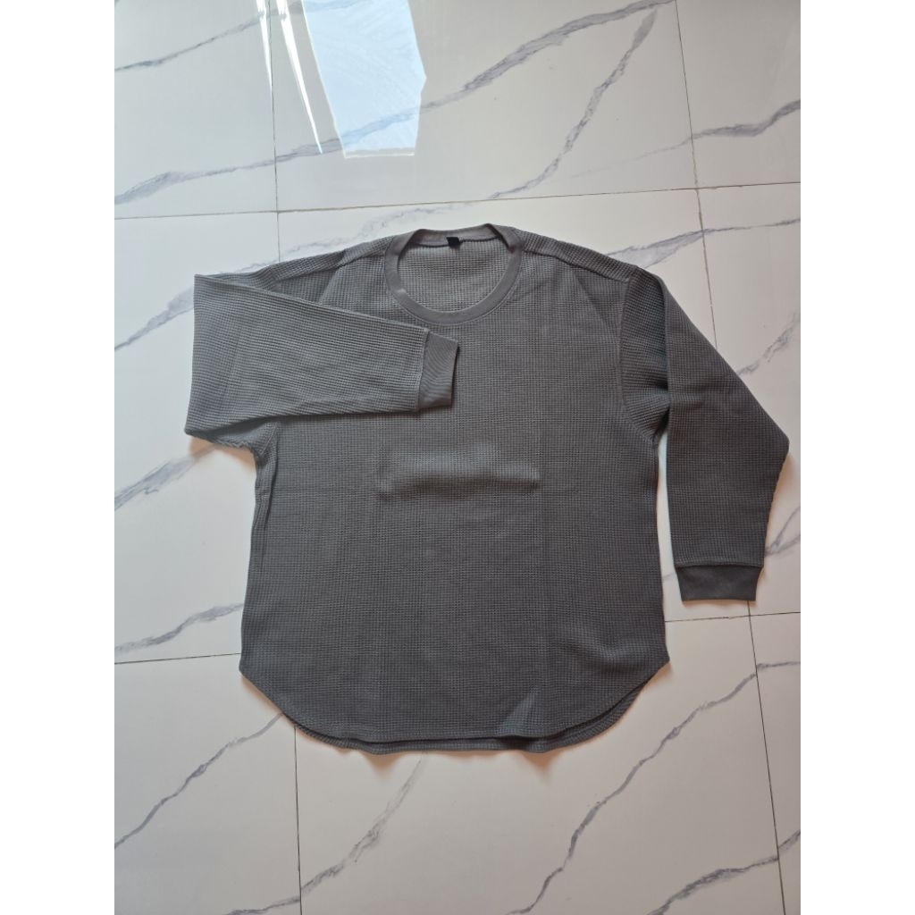 Preloved Baju Waffle Uniqlo
