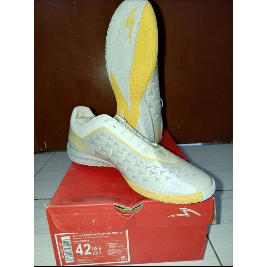 Sepatu Futsal Specs Accelator Alpha