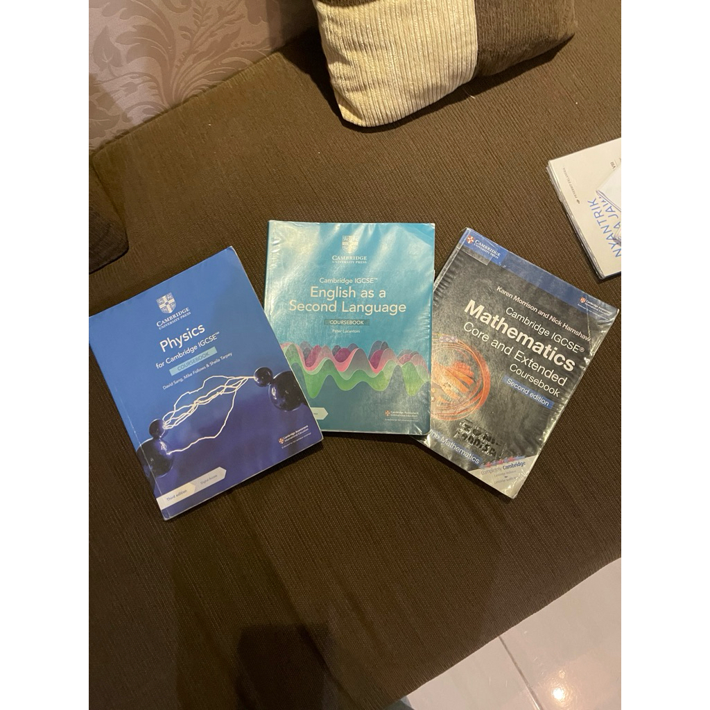 Cambridge University Press for IGCSE Math Science Physics bekas preloved