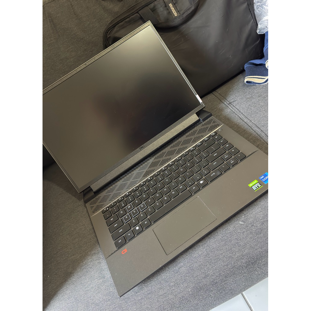 Dell G15 5530 Laptop