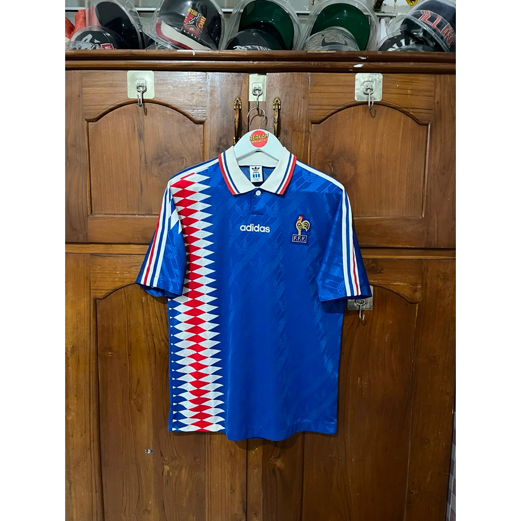 FRANCE 1996 HOME