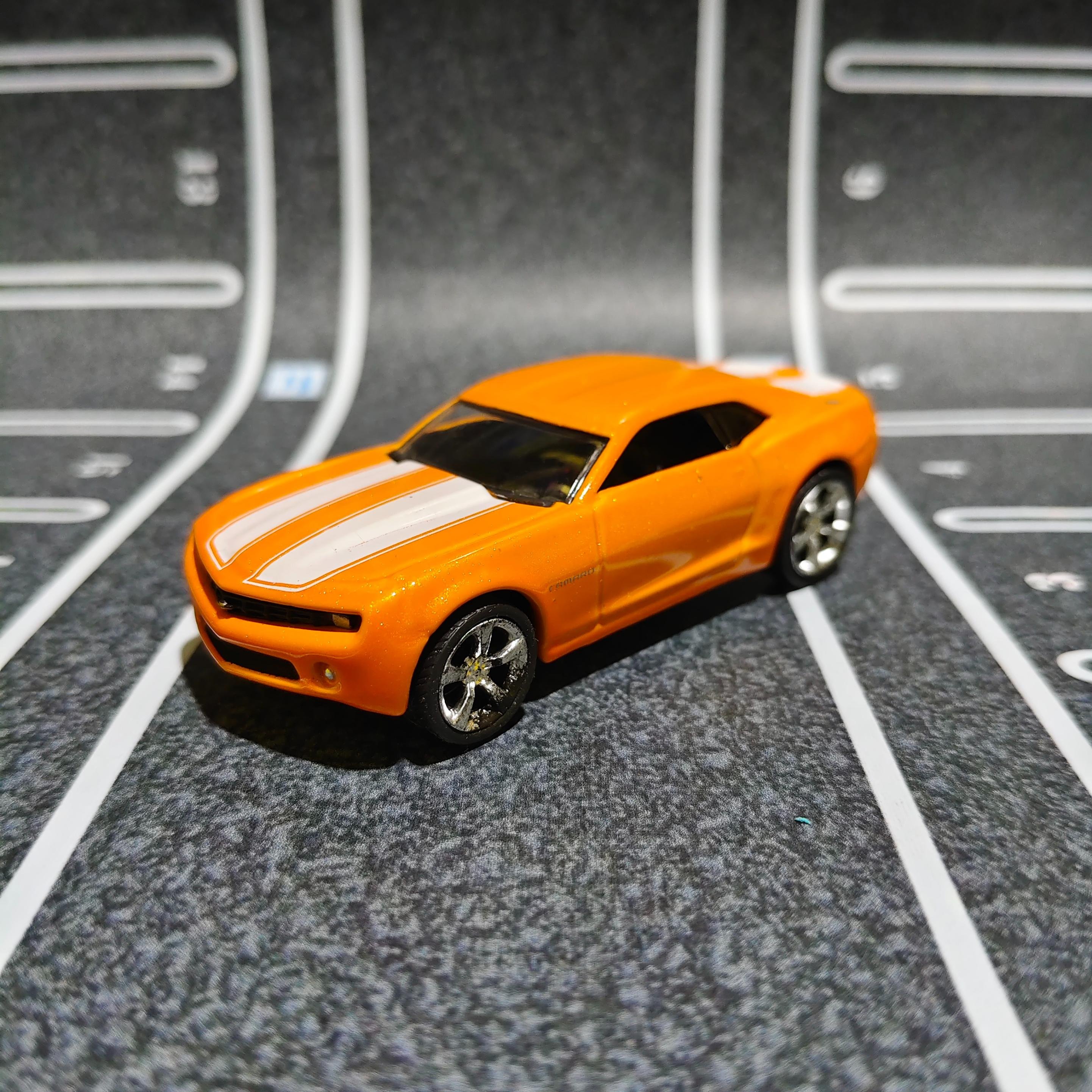 Jada Toys 2006 Chevrolet Camaro Concept loose