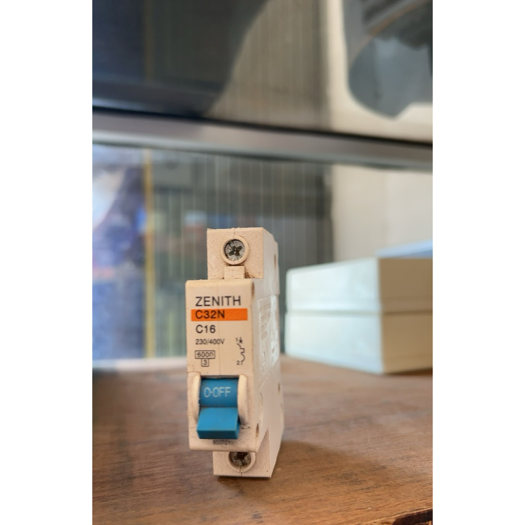 MCB C16 zenith C32N