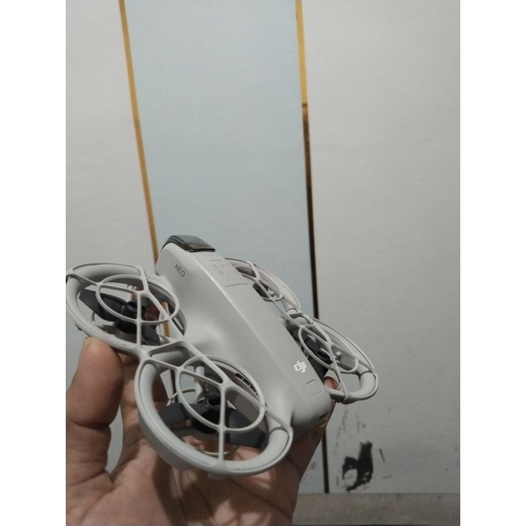 DJI NEO Bekas