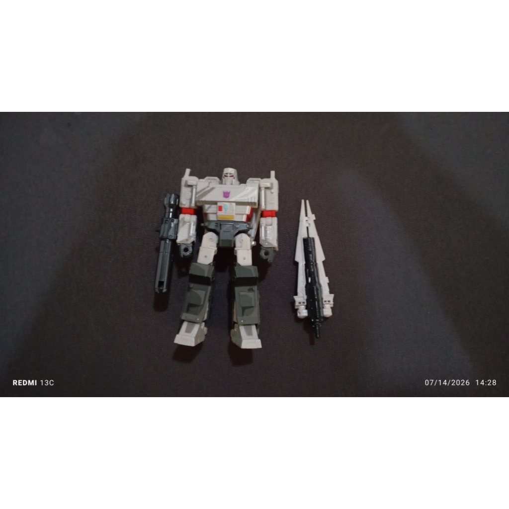 Transformers Siege WFC Megatron 35th Anniv