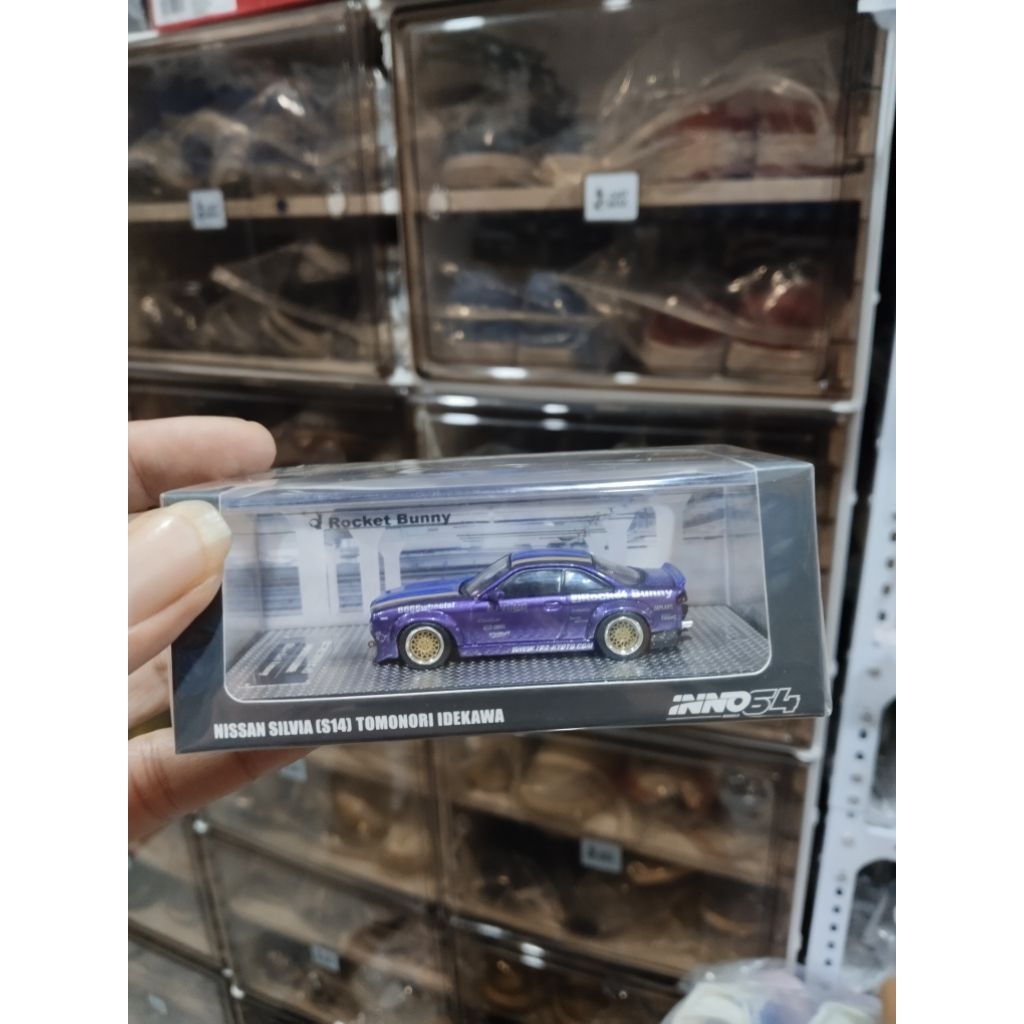 Inno64 Nissan S14 Tomonori Rocket Bunny Purple