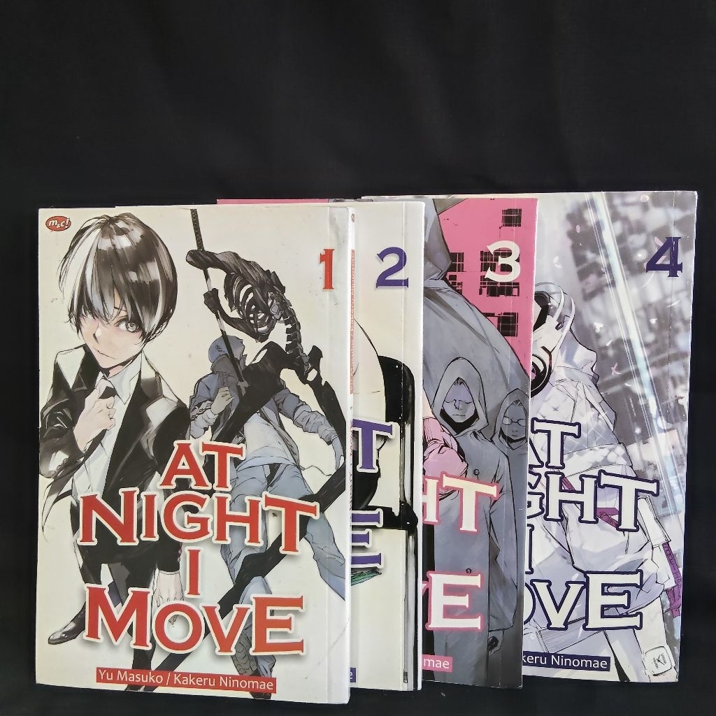 Komik At Night I Move 1-4