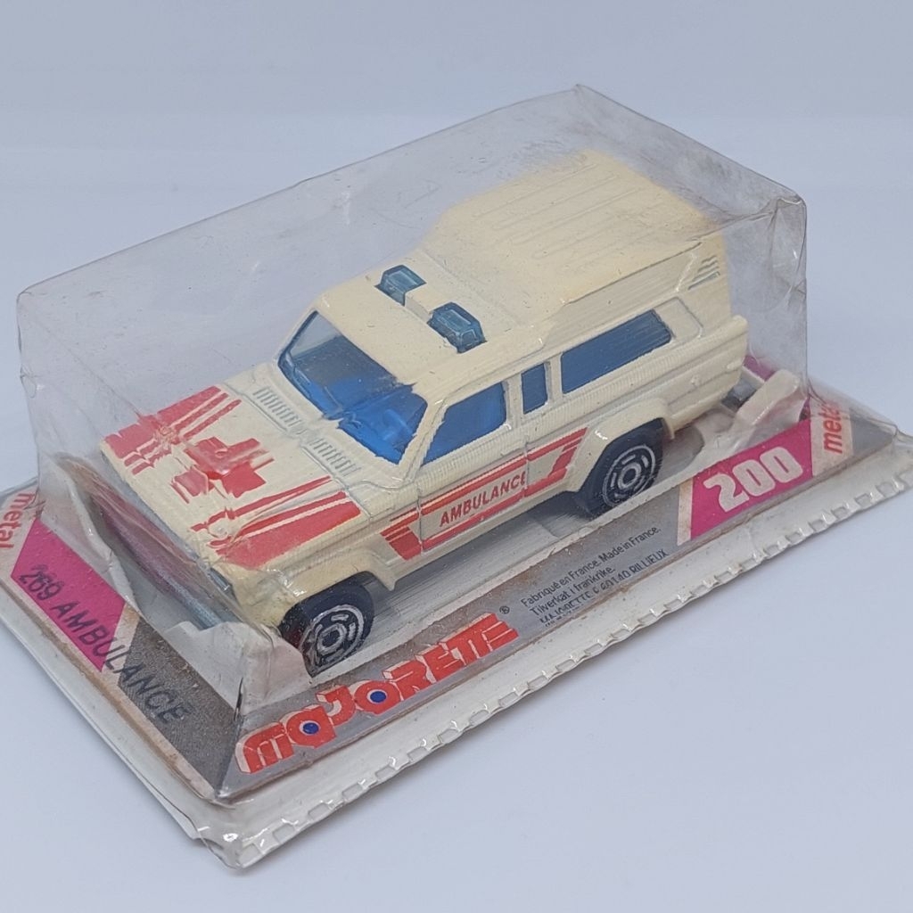 Majorette Jeep Cherokee Ambulance Made in France