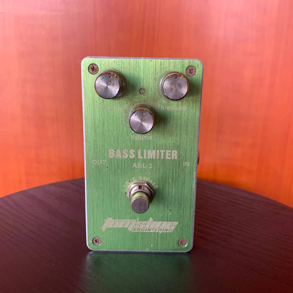 Efek Gitar Bass Tomsline Bass Limiter Second
