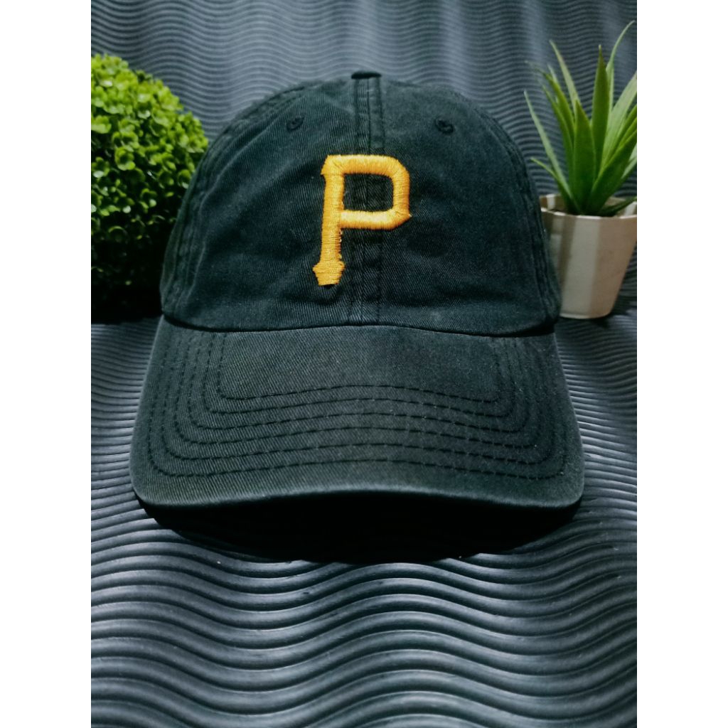 Topi Otto / Topi Vintage / Topi Preloved / Topi Bisbol / Topi Baseball / Topi Logo P / Topi Second /