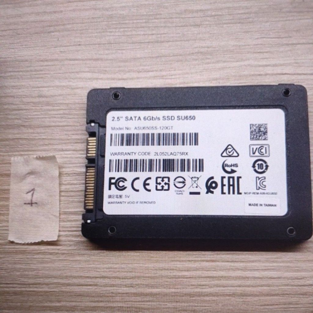 SSD ADATA bekas U650 Kapasitas 256gb