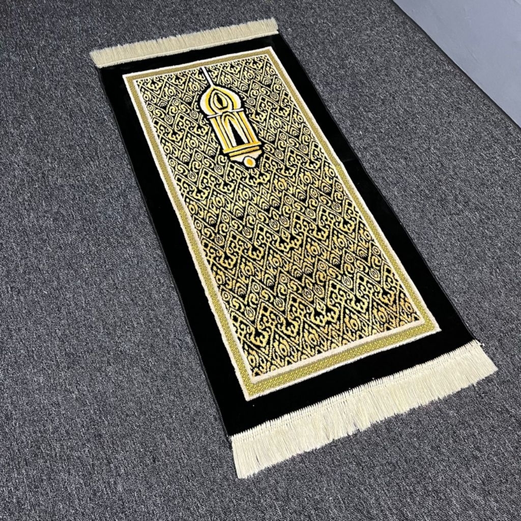 Sajadah midi kiswah,Sajadah Turki dasar hitam kiswah