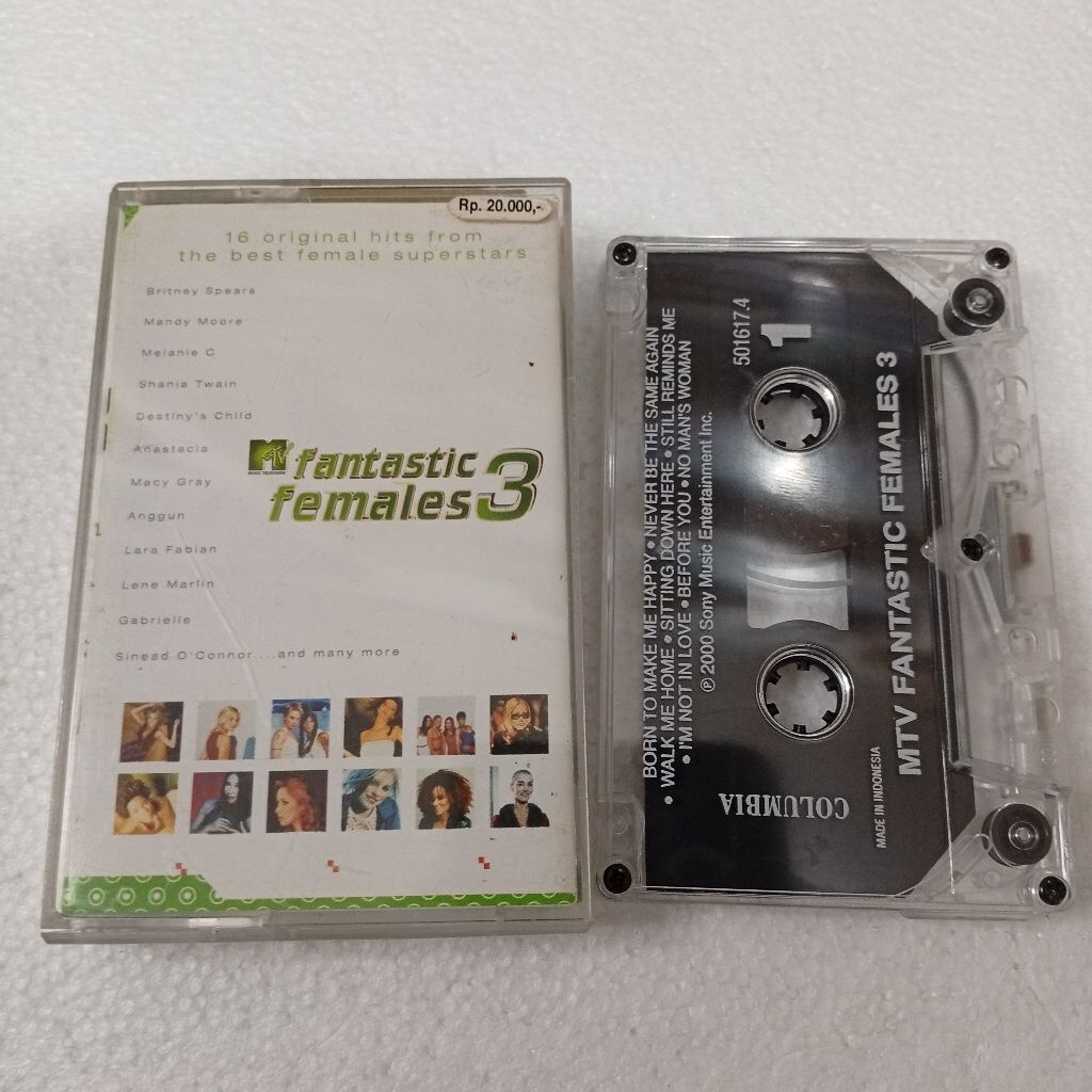 Kaset Pita Fantastic Females 3