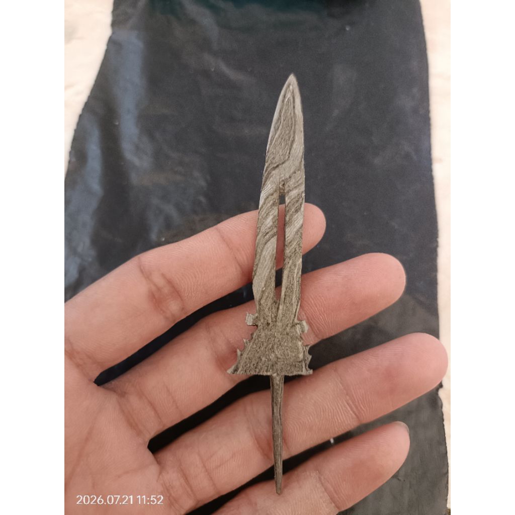 keris belah pamor buntel mayyit