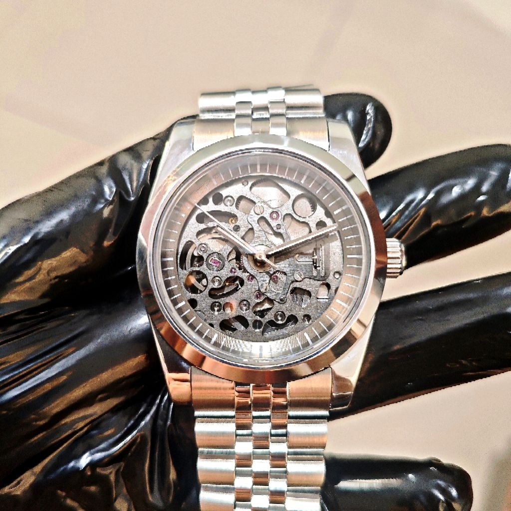 Seiko NH72 Skeleton Automatic Watch - Jam Tangan Otomatis 3 Jarum dengan Desain Transparan