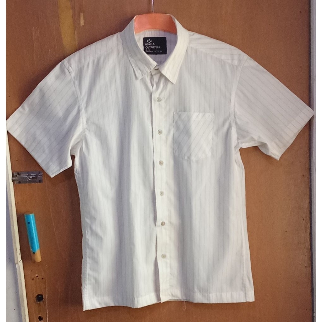 Kemeja Putih ROXELD Lengan Pendek Preloved