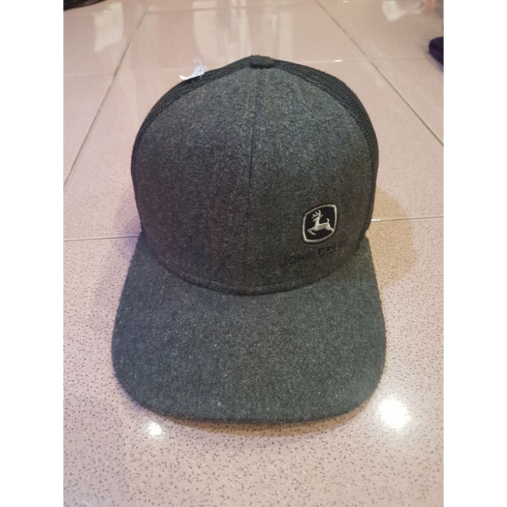 topi john deere