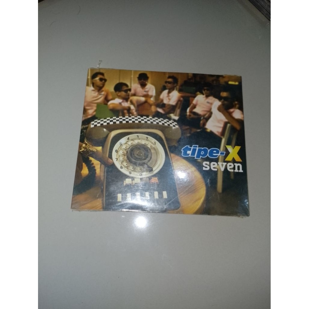 CD TIPE-X - SEVEN