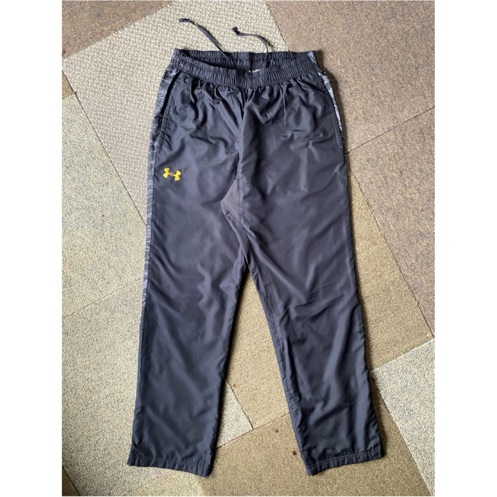 Celana Trackpants Parasut Under Armour Second