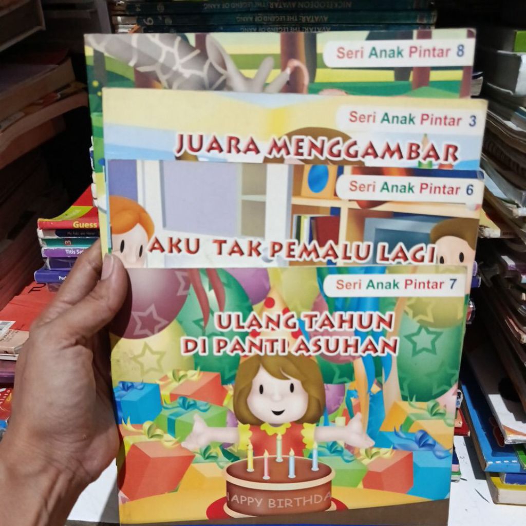 OBRAL BUKU CERITA ANAK wyeth (bekas)