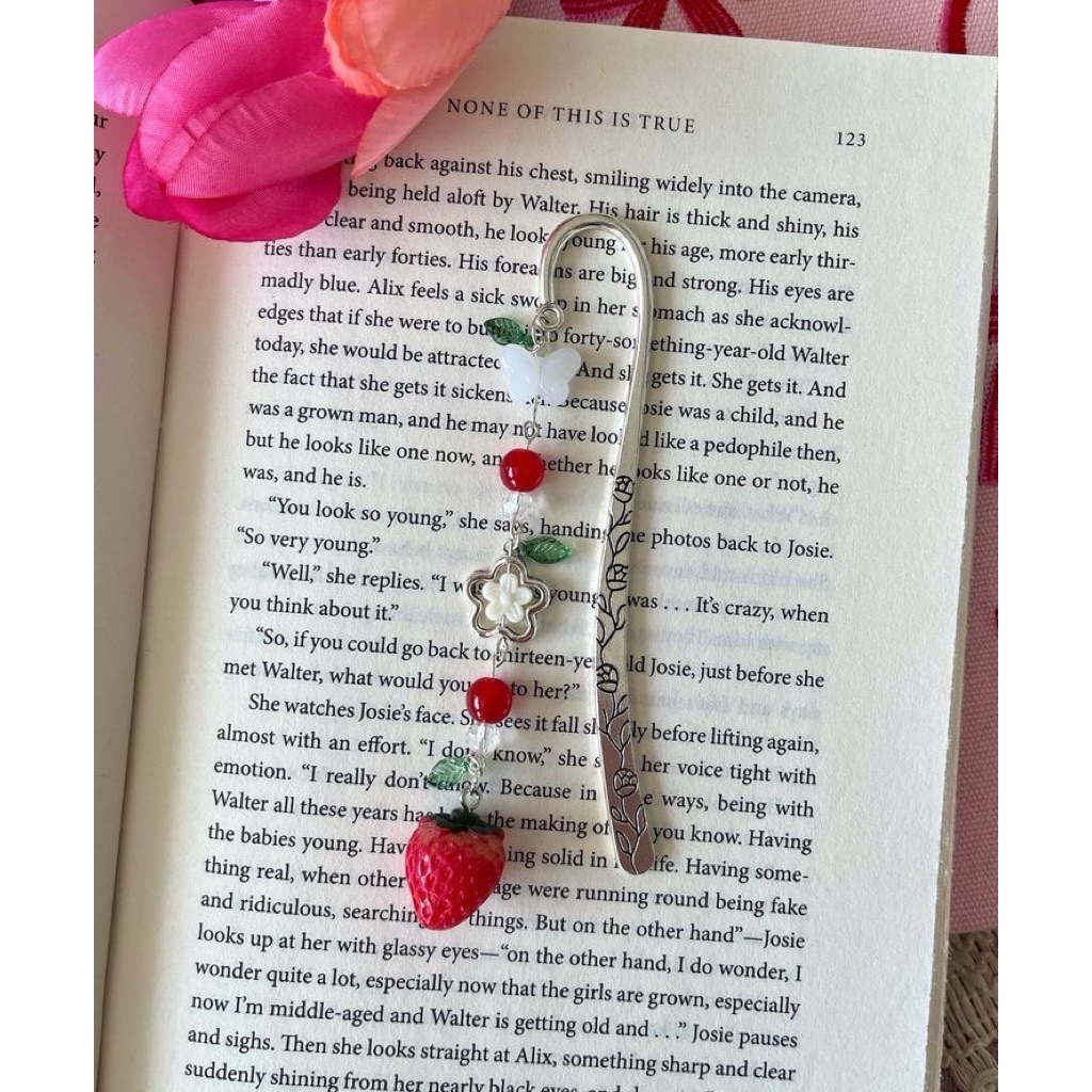 bookmark strawberry beads pembatas buku varian strawberry
