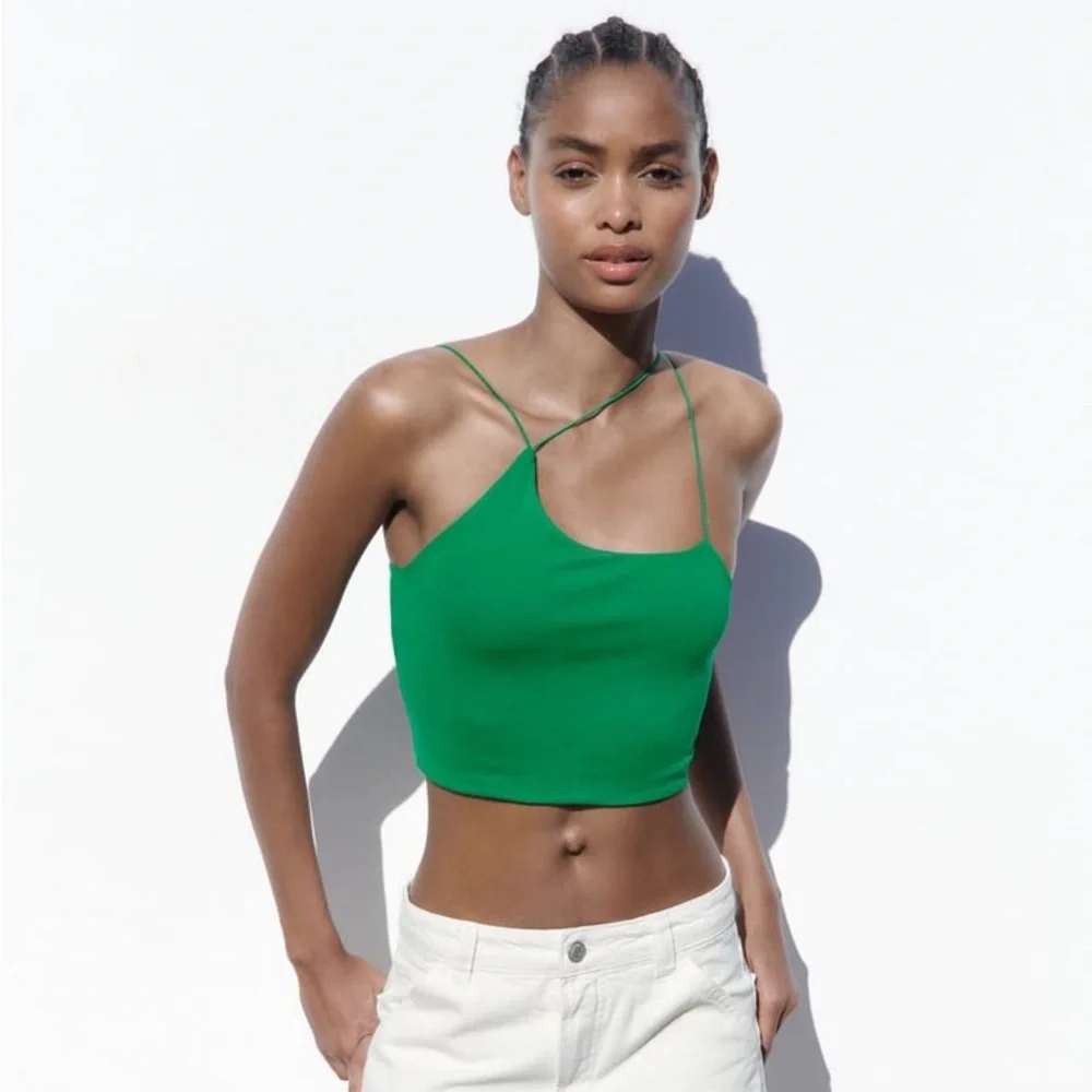 ZARA GREEN ASYMMETRIC CROP TANK TOP