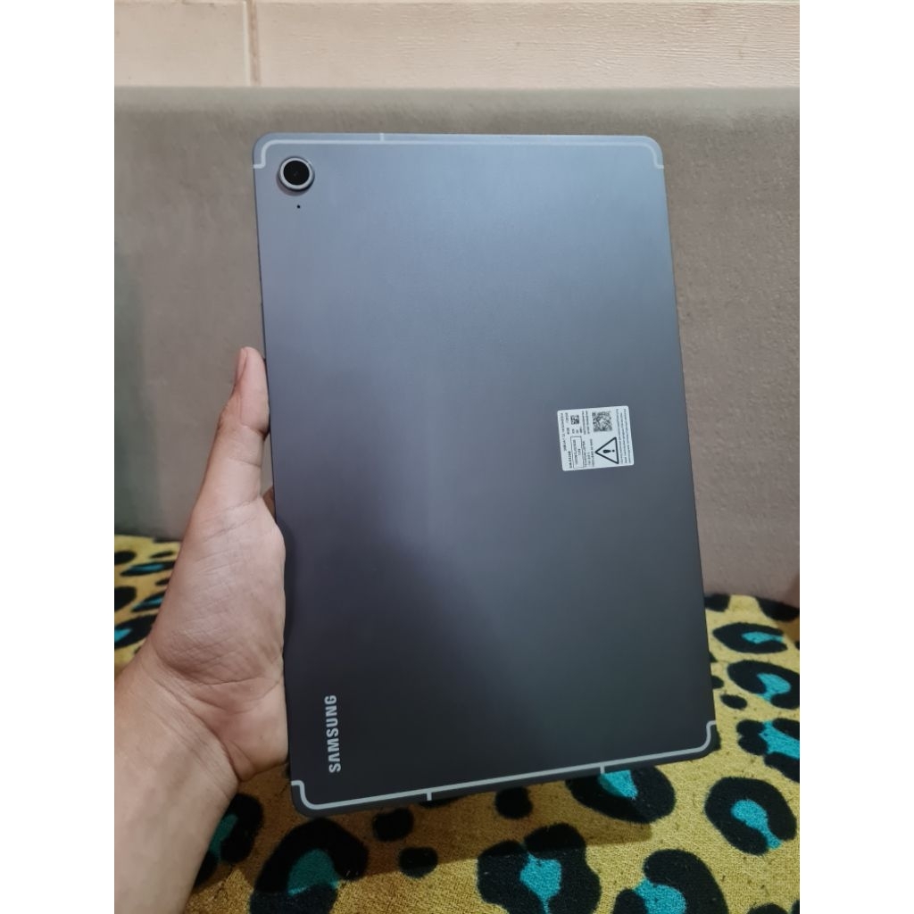 Samsung Galaxy Tab S10 FE 5G 8/128GB No Minus Sein Indonesia