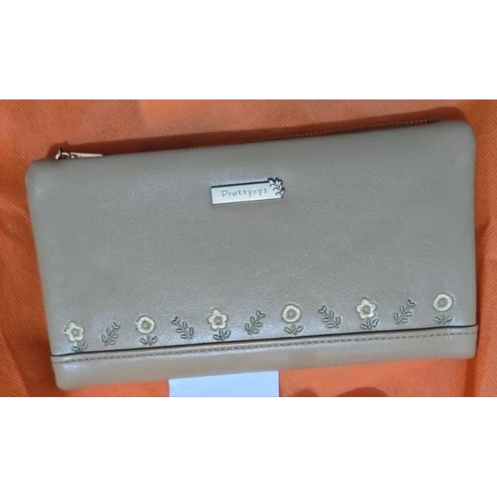 Dompet Wanita Panjang Prettyzys