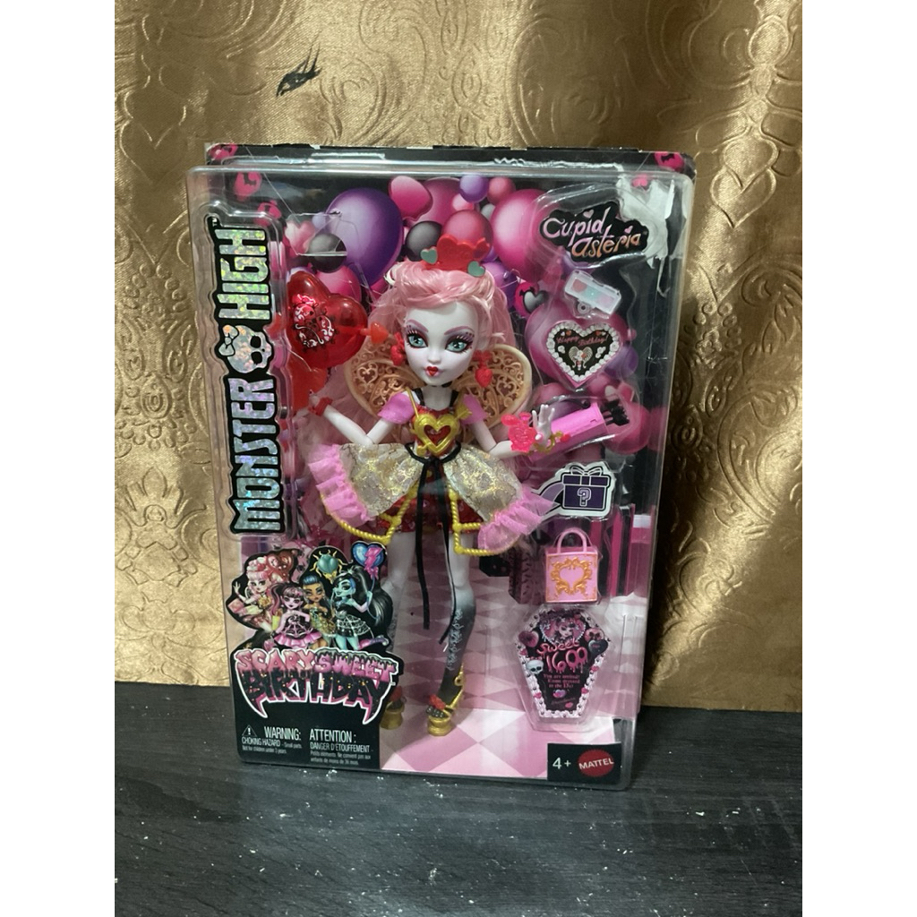 monster high g3 cupid asteria bib