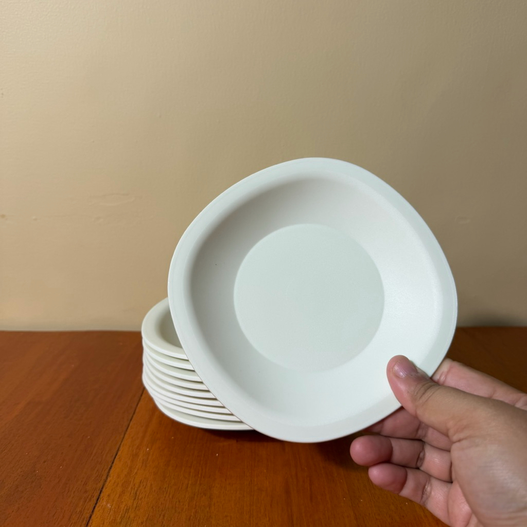 Blossom Plate White Tupperware 1 Set