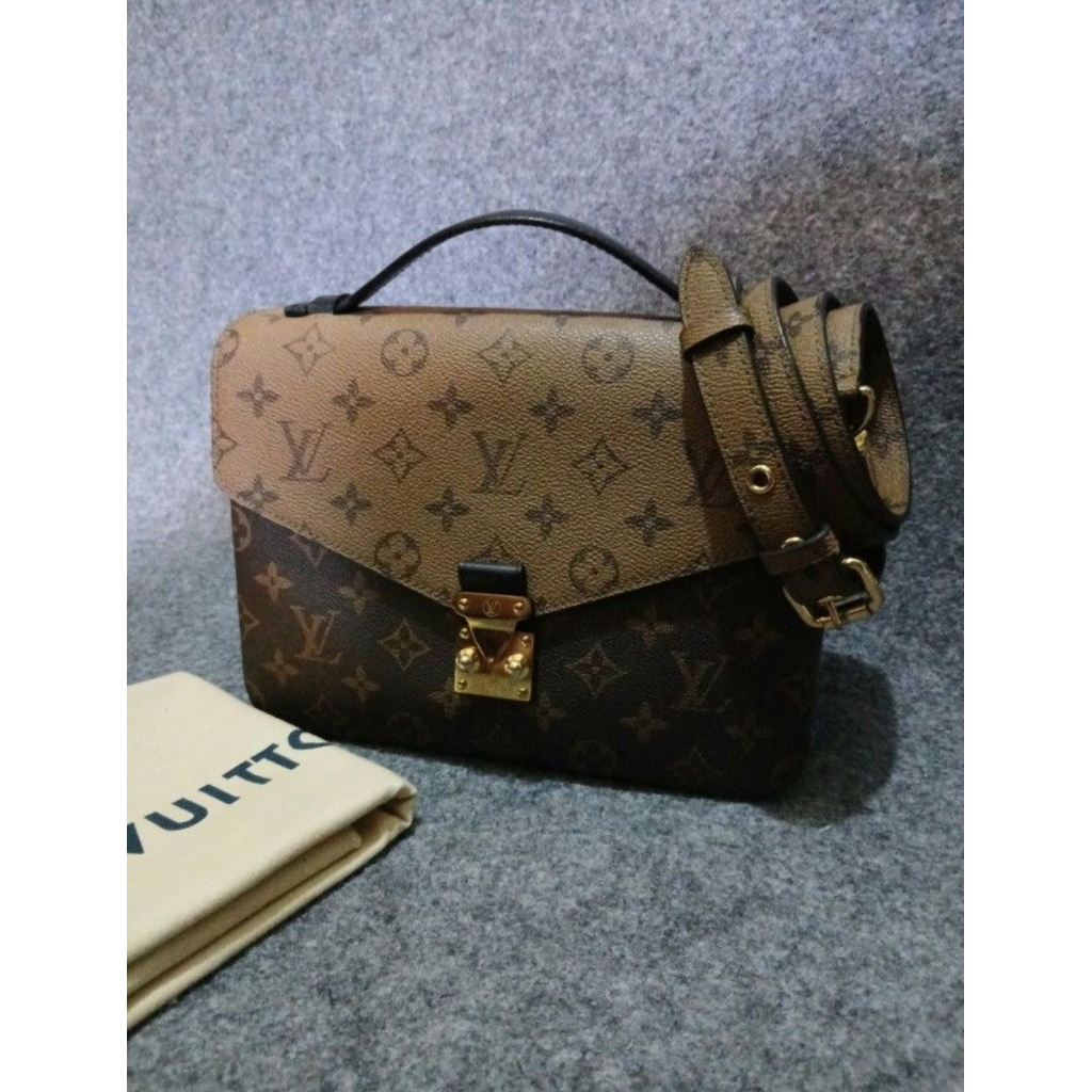 LV Metis Reverse 2015 Preloved