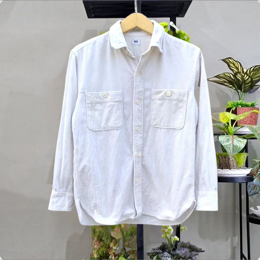 Kemeja Outer Workshirt Jacket Corduroy Uniqlo Size m Second/PL