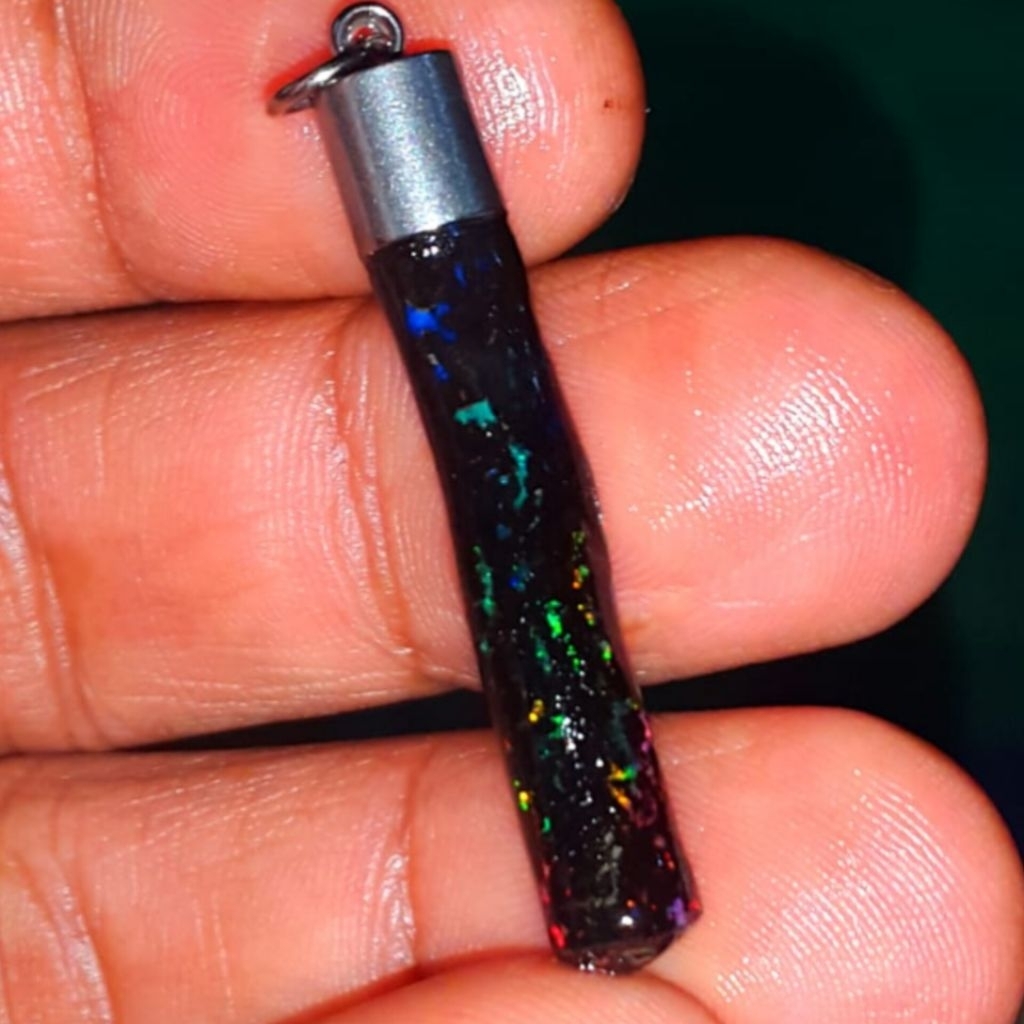 liontin black opal sempur banten