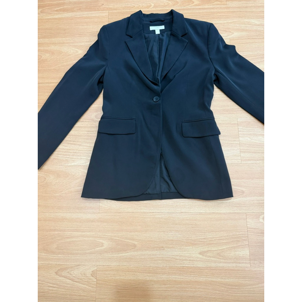 H&M Black Blazer Wanita