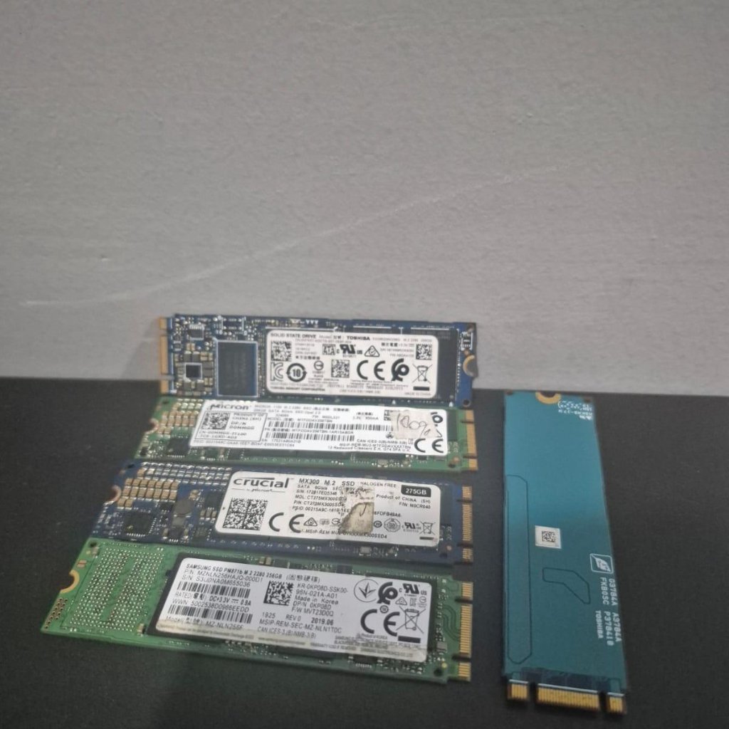 SSD LAPTOP M.2 256 GB MERK CAMPURAN ( TeamGroup Hikvision RX7 SK Hynix, DLL)