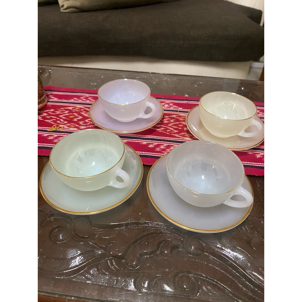 Cangkir Vintage Estetic Arcopal France