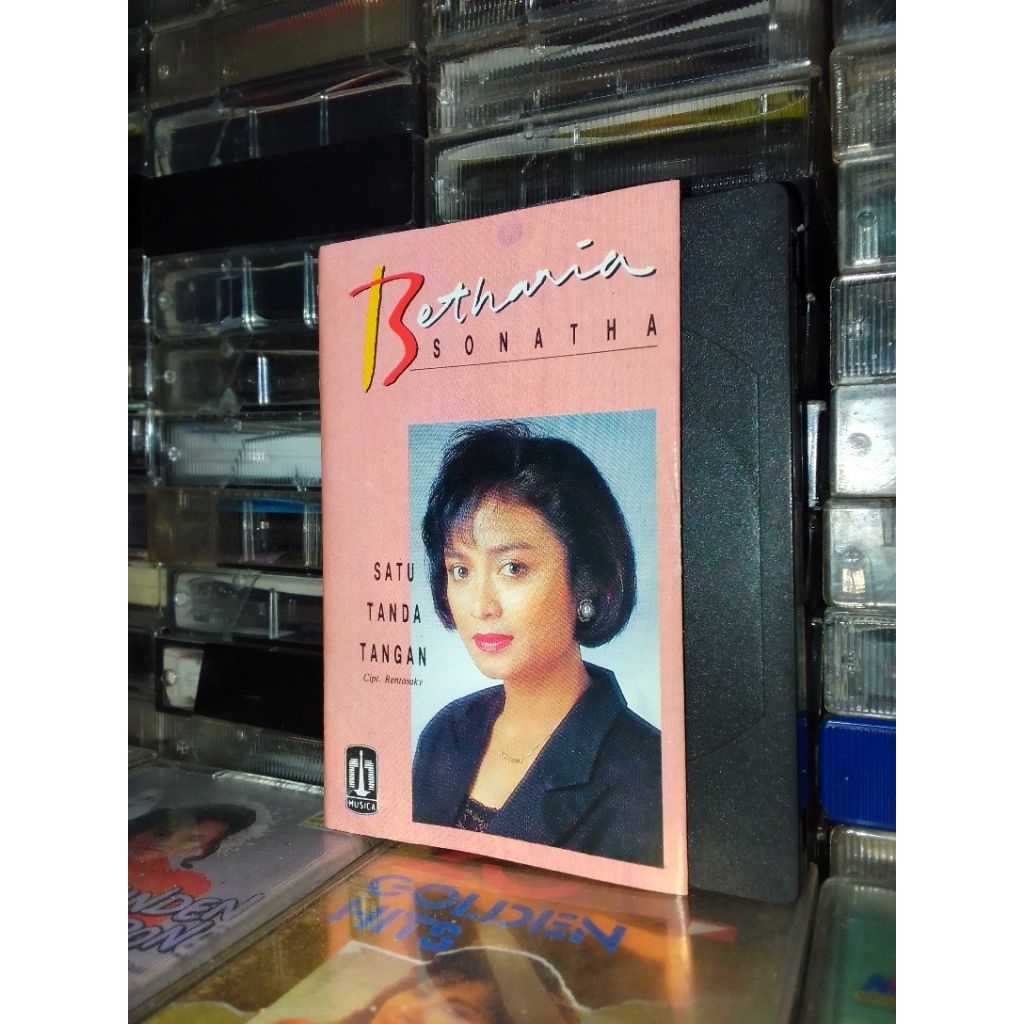 kaset pita Betharia Sonatha - satu tanda tangan